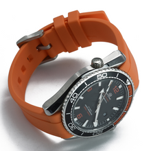 Load image into Gallery viewer, Max Curved End Watch Strap No Groove